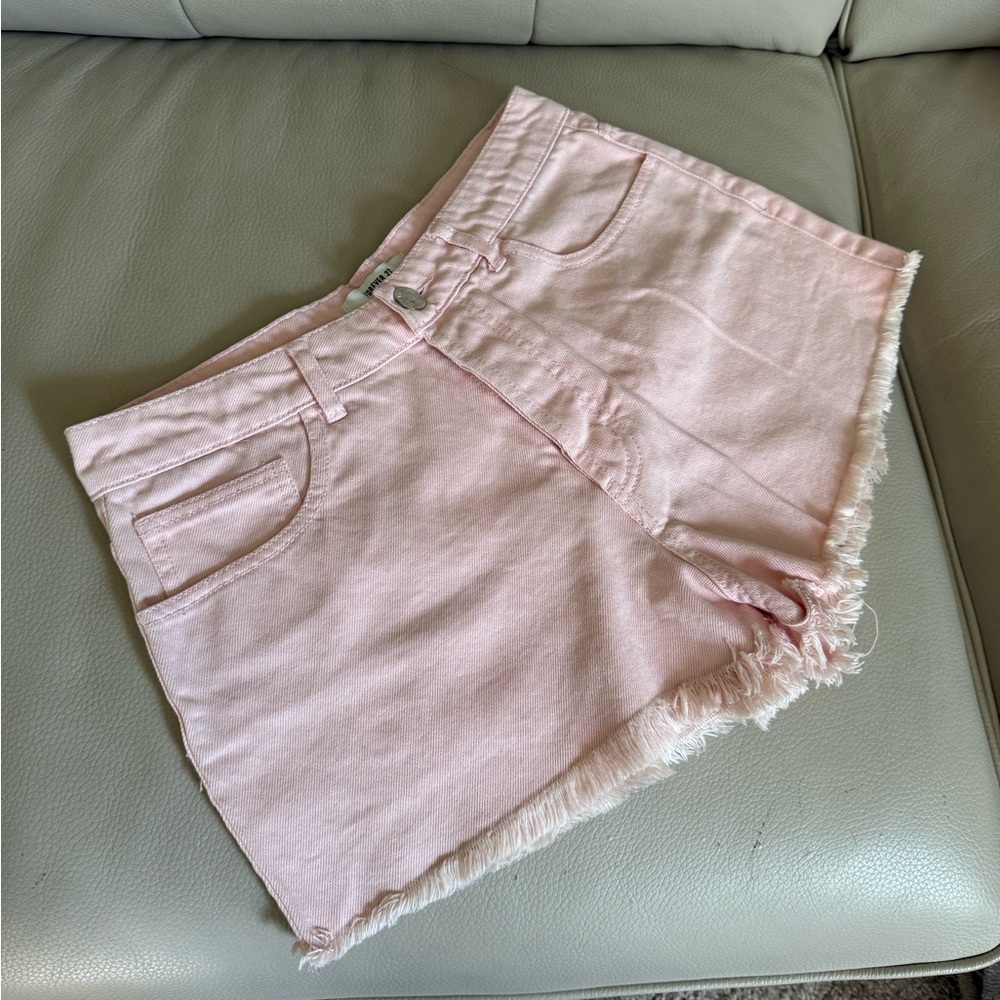 Forever 21 Light Pink Frayed Jean Shorts size 28 - Small/Medium